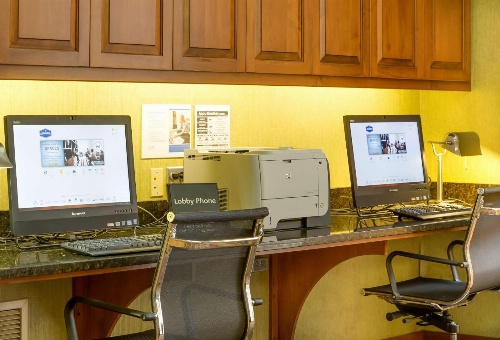 Hampton Inn By Hilton Harrisonburg image 1